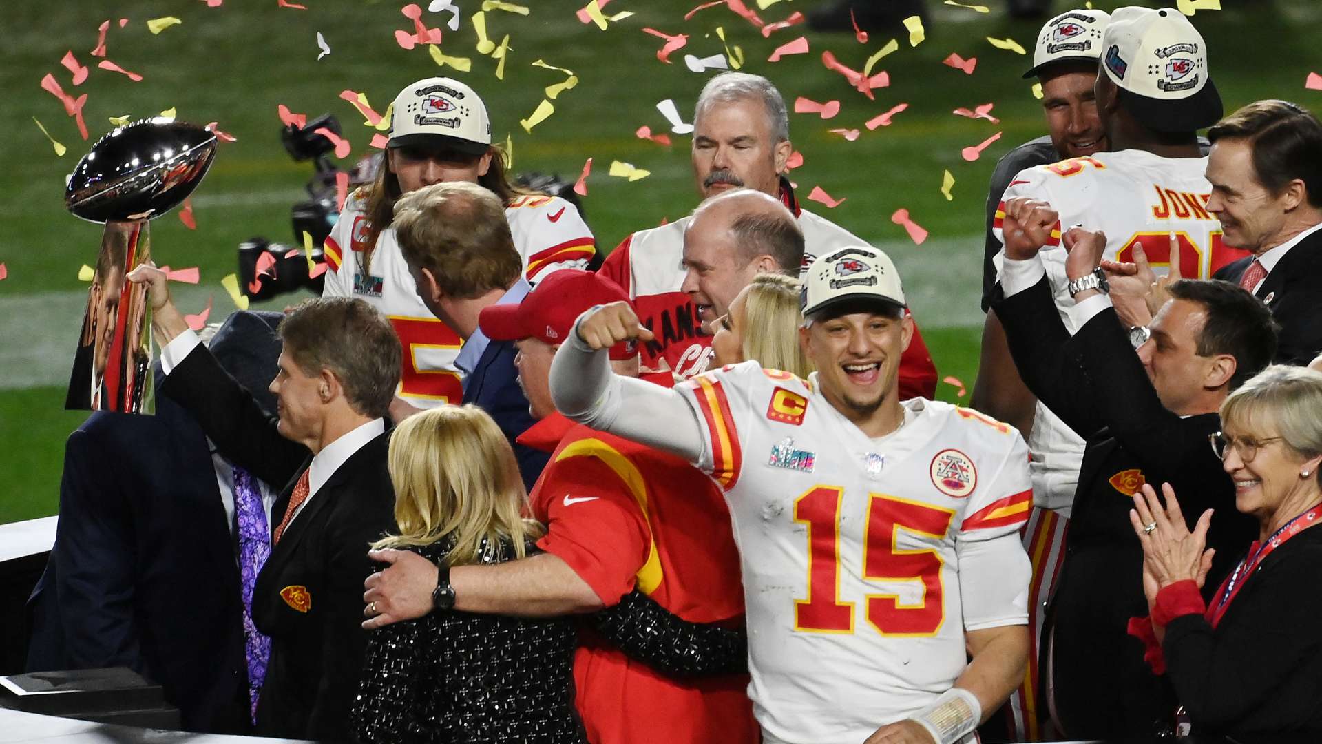 CJ談論交易傳聞：鵜鶘非常重視我，我的妻子和孩子在這裏生活得很開心.